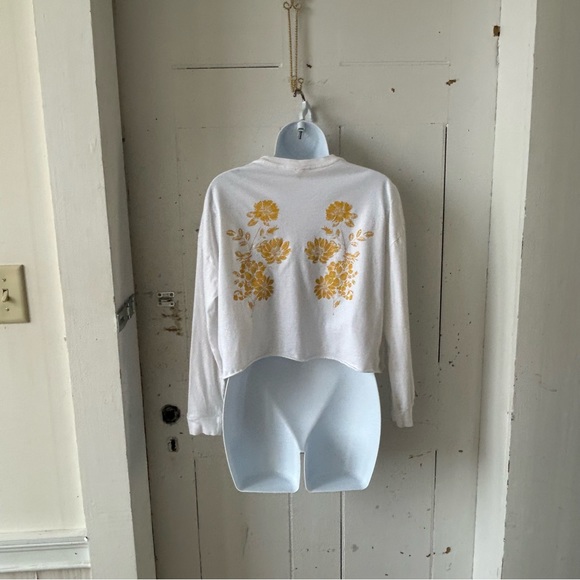 Zuni Sportswear Cropped Floral Good Vibes Only T-Shirt Tee - Picture 3 of 12